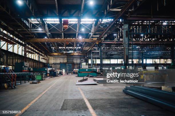 large industrial empty warehouse space - plants indoors stock pictures, royalty-free photos & images