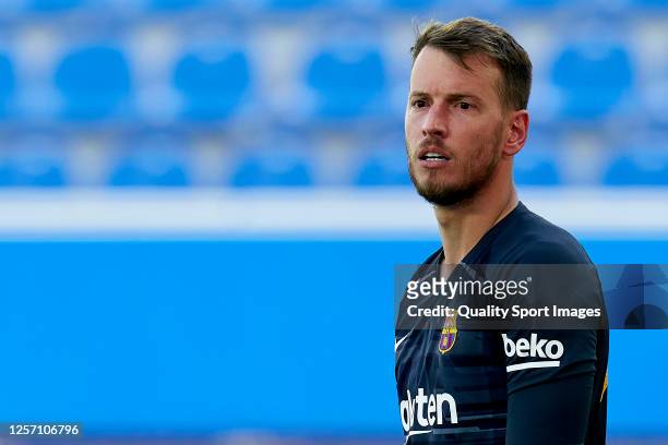 Norberto Murara Neto of FC Barcelona looks on during the Liga match between Deportivo Alaves and FC Barcelona at Estadio de Mendizorroza on July 19,...