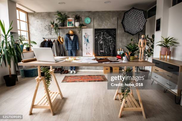Moda Studio Fashion Studio Photo Photos and Premium High Res Pictures - Getty Images