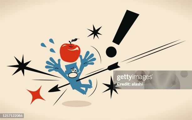 stockillustraties, clipart, cartoons en iconen met de pijl mist het doel (een appel) en raakt de zakenman - off target