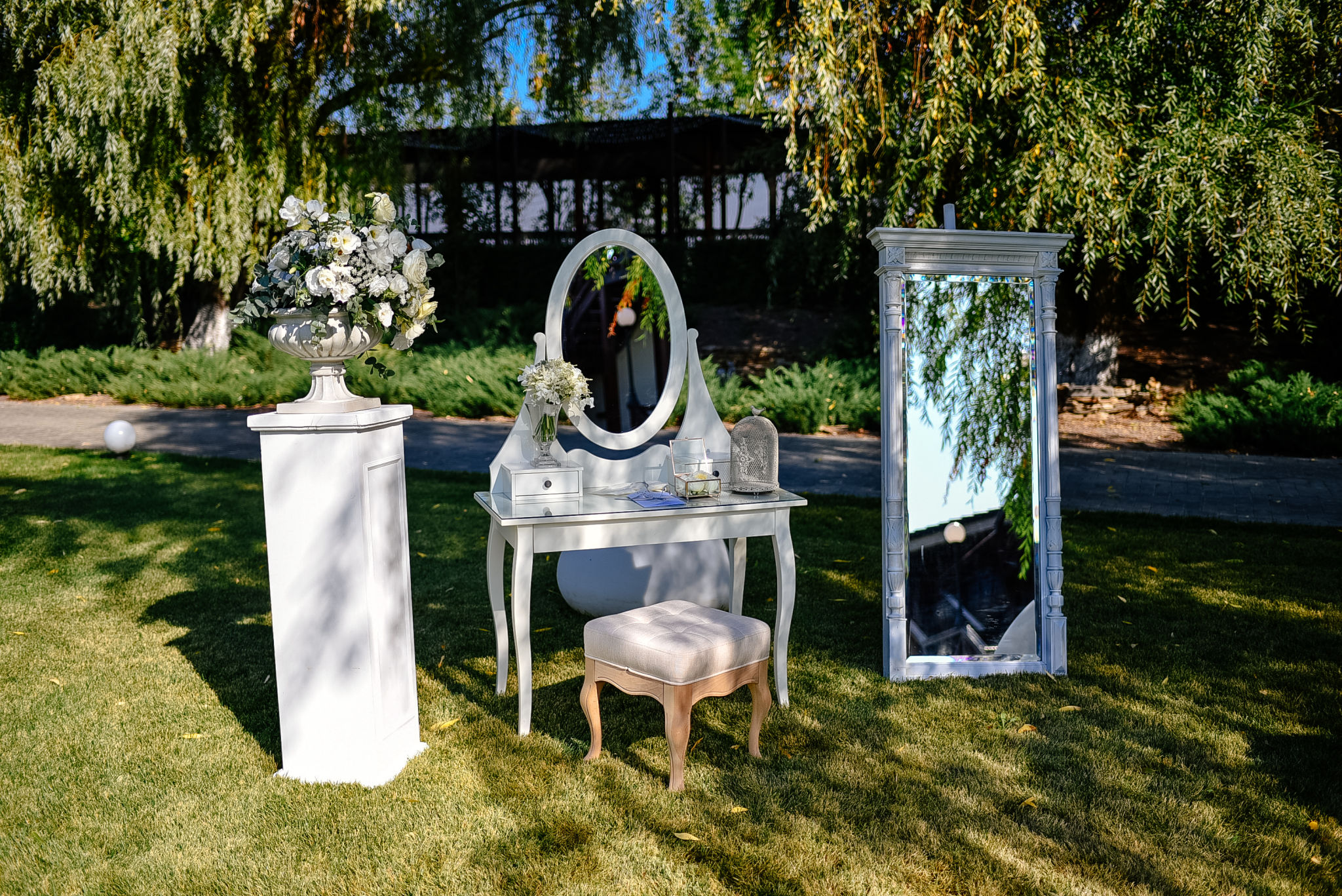 mirror photo booth