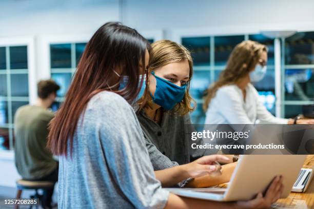 School Lab Mask School Computer Lab Mask Photos and Premium High Res Pictures - Getty ...