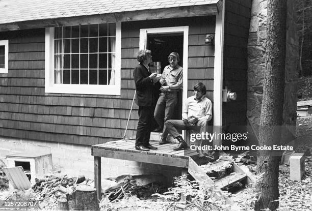Sal Yanovsky Zal Yanovsky Photos and Premium High Res Pictures - Getty Images