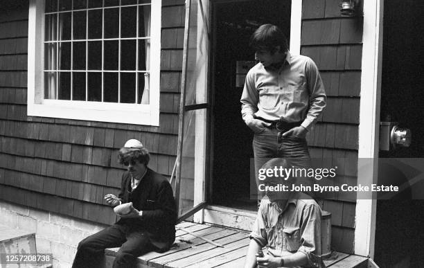 Sal Yanovsky Zal Yanovsky Photos and Premium High Res Pictures - Getty Images