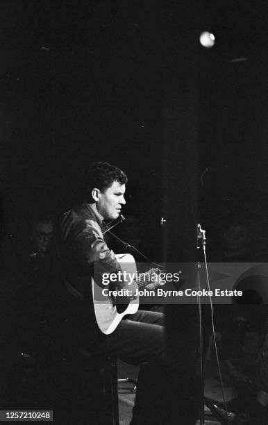 Doc Watson at Club 47 Cambrige 1964.