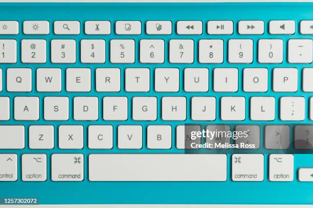 close-up of computer keyboard - tastiera di computer foto e immagini stock