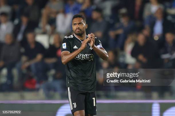 Alex Sandro Lobo Silva of Juventus reacts during the Serie A match between Empoli FC and Juventus at Stadio Carlo Castellani on May 22, 2023 in...