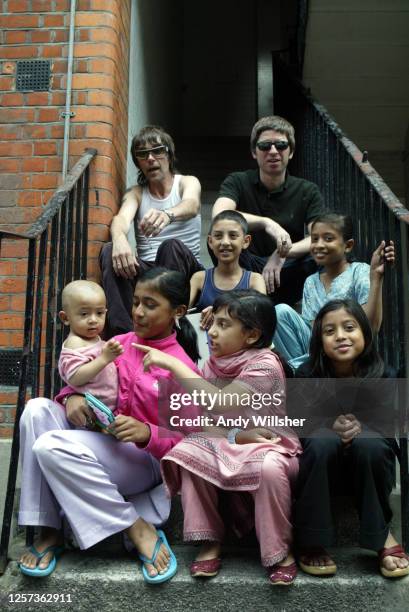 Behind the scenes on set of Ian Brown music video with Noel Gallagher in London in 2004