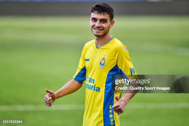 Pedro Gonzalez Lopez 'Pedri' of UD Las Palmas reacts during the La Liga Smartbank match between UD Las Palmas and Extremadura UD at Estadio Gran...