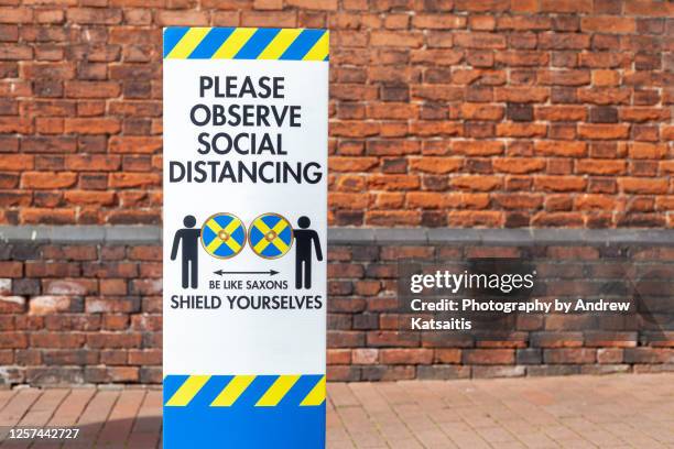 Social Distancing Sign Examples 384 Social Distancing Wall Sign Stock Photos, High-Res Pictures, and ...