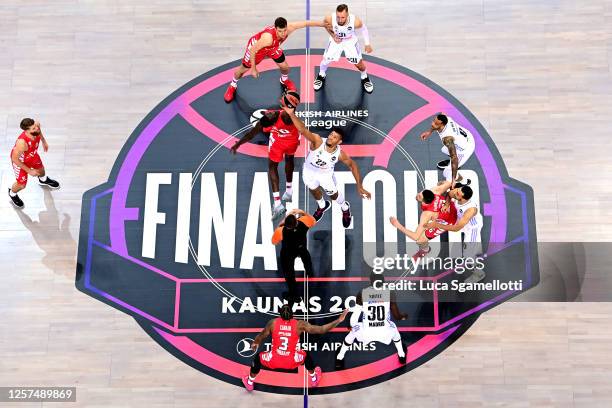 Tip-Off of Turkish Airlines EuroLeague Final Four Kaunas 2023 Championship game Olympiacos Piraeus v Real Madrid at Zalgirio Arena on May 21, 2023 in...