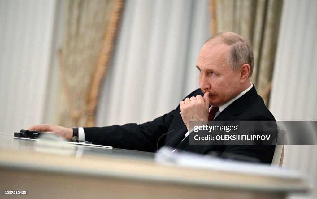 TOPSHOT-RUSSIA-BOSNIA-DIPLOMACY