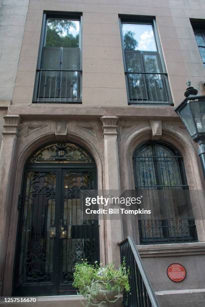 July 20: MANDATORY CREDIT Bill Tompkins/Getty Images 113 East 35th street. The former townhouse residence of actors Jessica Tandy and Hume Cronyn....