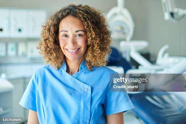 female dentist portrait - dental assistant stock pictures, royalty-free photos & images