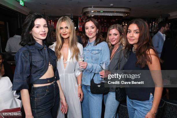 Fleur Raffan 43 Erna Leon Photos & High Res Pictures - Getty Images