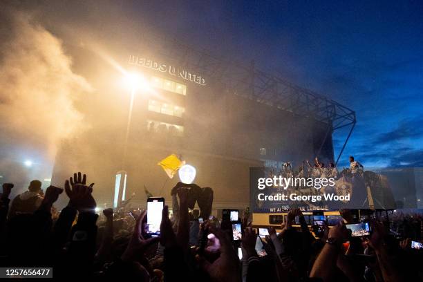 Leeds United players lift the Sky Bet Championship trophy outside of the stadium in front of their fans following the Sky Bet Championship match...