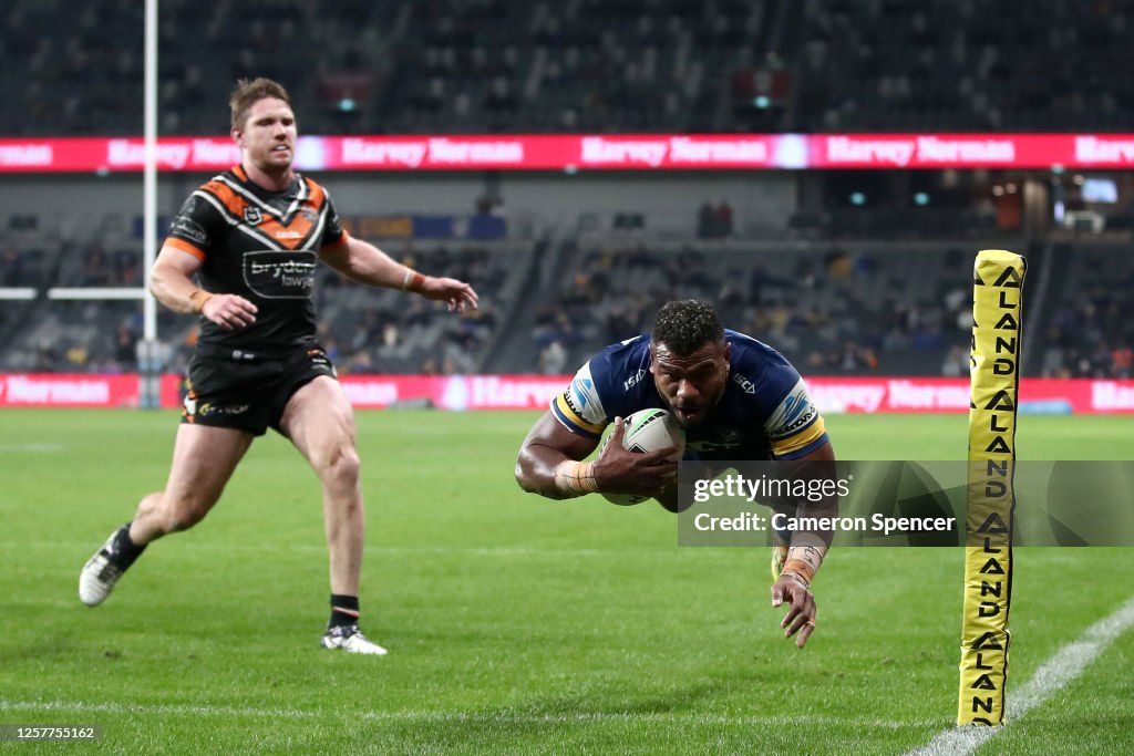 NRL Rd 11 - Eels v Tigers