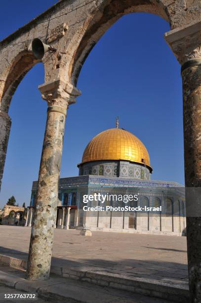 Haram Rocks 74 Haram Esh Sharif Stock Photos, High-Res Pictures, and Images - Getty ...