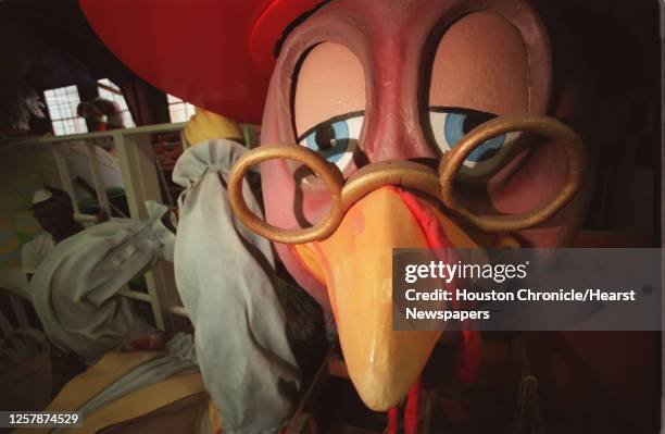 Floats being prepared for Thanksgiving Day parade HOUCHRON CAPTION : Get up close and personal with floates in the 1998 Bank United Thanksgiving Day...