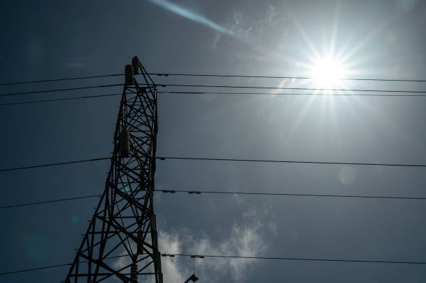 CA: California Sees Less Risk of Summer Blackouts With Power Surplus