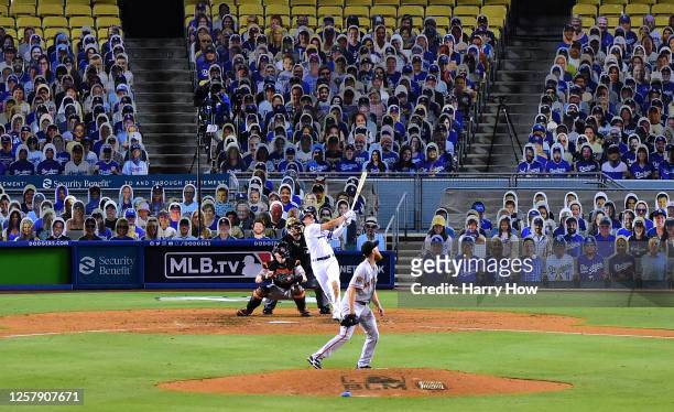 Enrique Hernandez of the Los Angeles Dodgers hits a two run homerun off of Conner Menez of the San Francisco Giants, to take an 8-1 lead during the...