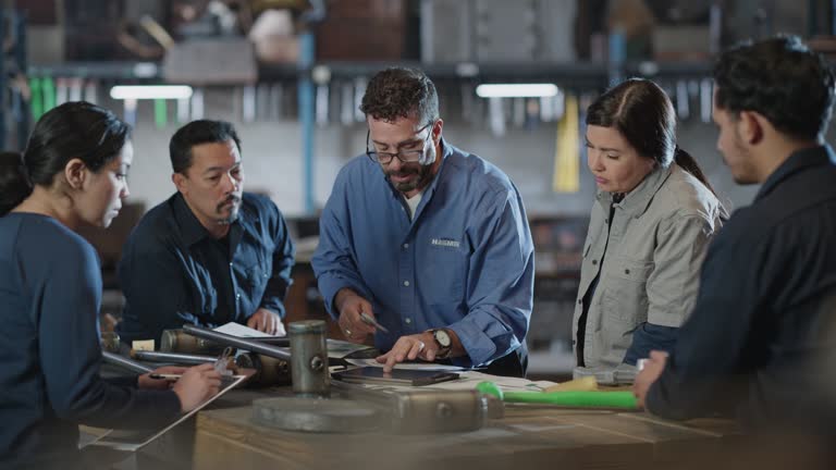 Manufacturing Conversation Diverse Workforce Manufacturing Videos and HD Footage - Getty Images