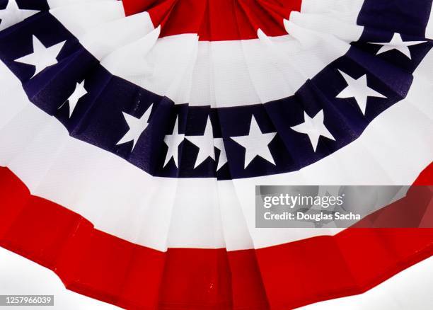 american flag bunting drape - bunting white background fotografías e imágenes de stock