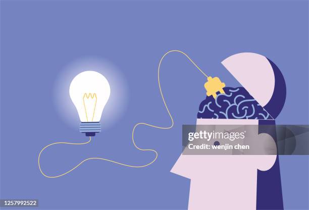 ilustraciones, imágenes clip art, dibujos animados e iconos de stock de el cerebro recarga la luz, la inspiración creativa - adaptor