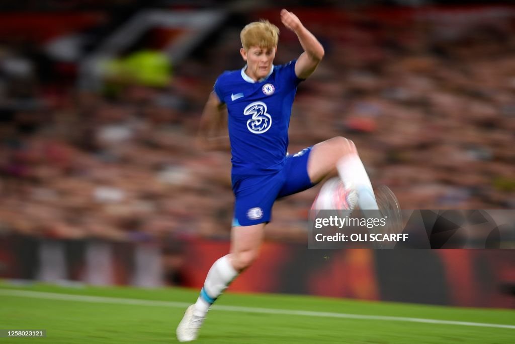 TOPSHOT-FBL-ENG-PR-MAN UTD-CHELSEA