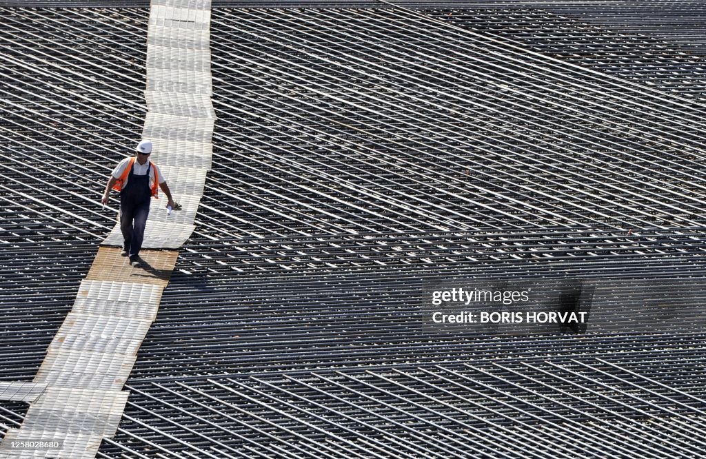 TOPSHOT-FRANCE-ENERGY-NUCLEAR