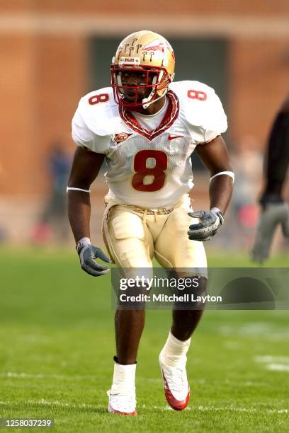 Bryant McFadden of the Florida State Seminoles in position during a college football game against the Maryland Terrapins on October 30, 2004 at Bryd...