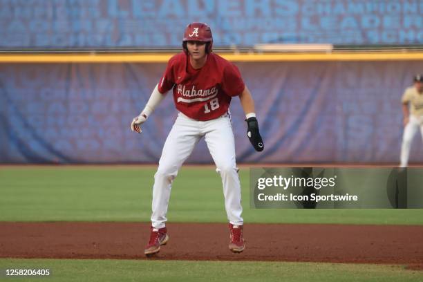 Alabama Crimson Tide infielder Drew Williamson during the 2023 SEC Baseball Tournament game between the Alabama Crimson Tide and the Vanderbilt...