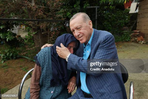 Turkish President Recep Tayyip Erdogan visits his 85-year-old former neighbor in Istanbul, Turkiye on May 27, 2023.
