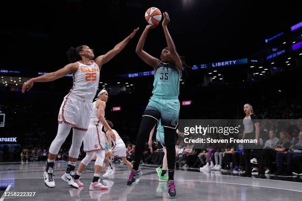 Jonquel Jones of the New York Liberty shoots the ball during the game against the Connecticut Sun on May 27, 2023 in Brooklyn, New York. NOTE TO...