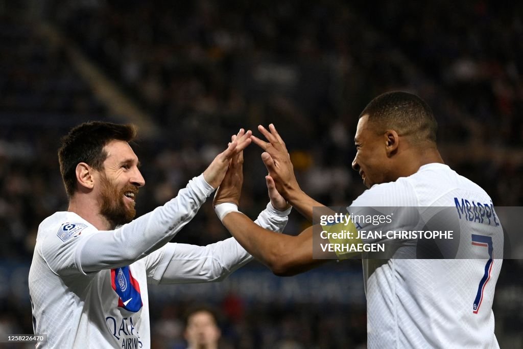 TOPSHOT-FBL-FRA-LIGUE1-STRASBOURG-PSG