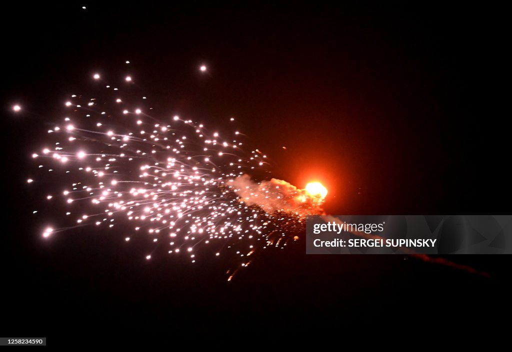 TOPSHOT-UKRAINE-RUSSIA-CONFLICT-WAR