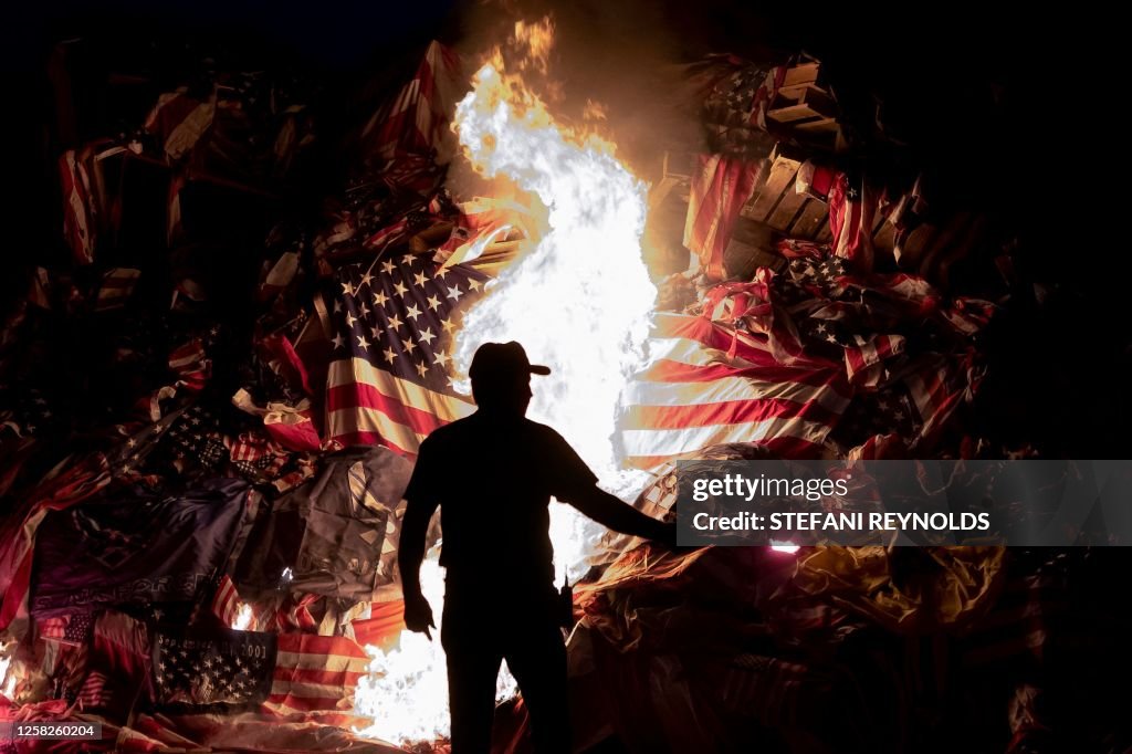 TOPSHOT-US-HOLIDAY-MILITARY