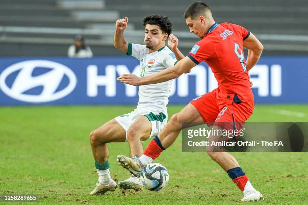 Xavier Simons of England fights for the ball with Youssef Amyn of Iraq during FIFA U-20 World Cup Argentina 2023 Group E match between Iraq and...