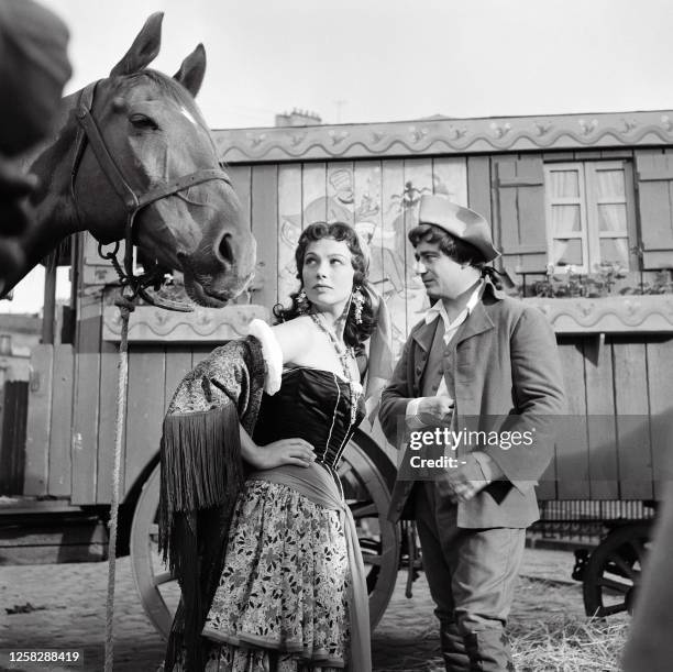 Robin Rousselle 112 Andre Hunebelle Stock Photos, High-Res Pictures, and Images - Getty ...