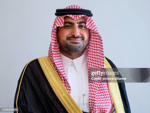 Khaled Bin Abdullah Bin Abdulaziz Al Saud Photos And Premium High Res khaled-bin-abdullah-bin-abdulaziz-al-saud-photos-and-premium-high-res