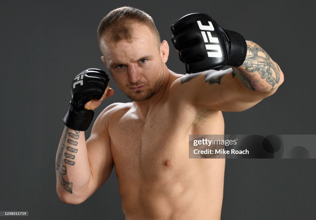 Jesse Ronson Mma Jesse Ronson of Canada poses for a portrait after his victory during ...