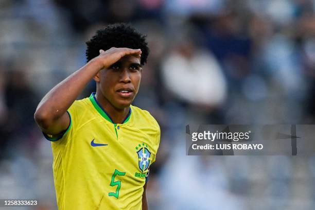 Chelsea refuse to let Brazilian Andrey Santos leave on loan