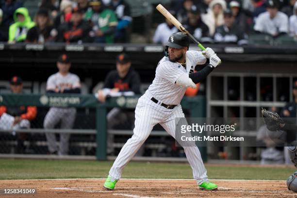 Yoan Moncada of the Chicago White Sox prepares to bat during the game between the San Francisco Giants and the Chicago White Sox at Guaranteed Rate...