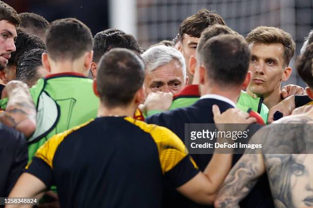 Jose Mourinho Head Coach of AS Roma talks to the players after the match after the UEFA Europa League 2022/23 final match between Sevilla FC and AS...