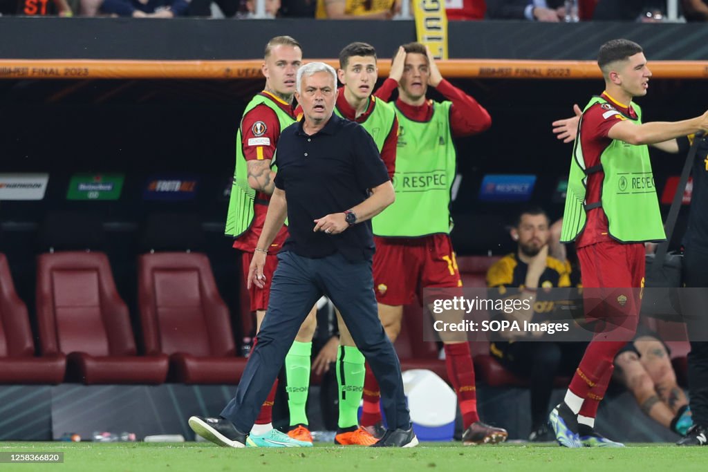 As Roma Coach Coach Jose Mourinho of AS Roma seen during the UEFA Europa League ...