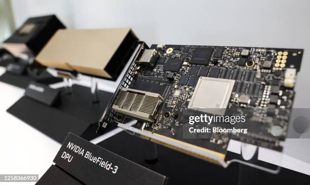 Data Processing Unit Import Data Compute Photos and Premium High Res Pictures - Getty Images