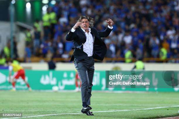 Head coach Ricardo Sa Pinto of Esteghlal FC looks dejected during the Hazfi Cup match between Persepolis FC and Esteghlal FC on May 31, 2023 in...