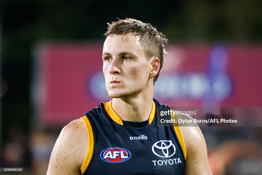 AFL Rd 12 - Gold Coast v Adelaide