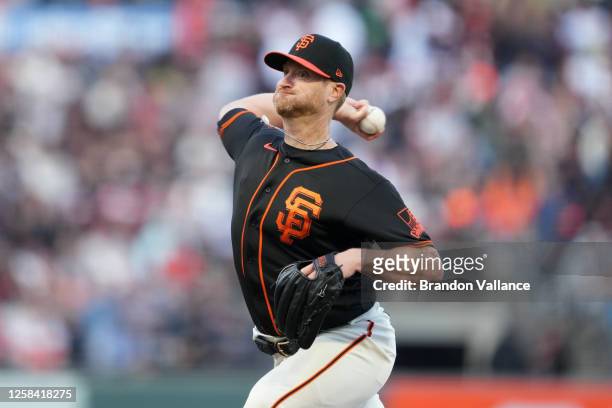 Alex Cobb of the San Francisco Giants pitches in the first inning against the Baltimore Orioles at Oracle Park on June 3, 2023 in San Francisco,...