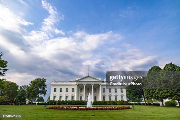 Write House 14,138 White House Exterior Stock Photos, High-Res Pictures, and Images ...